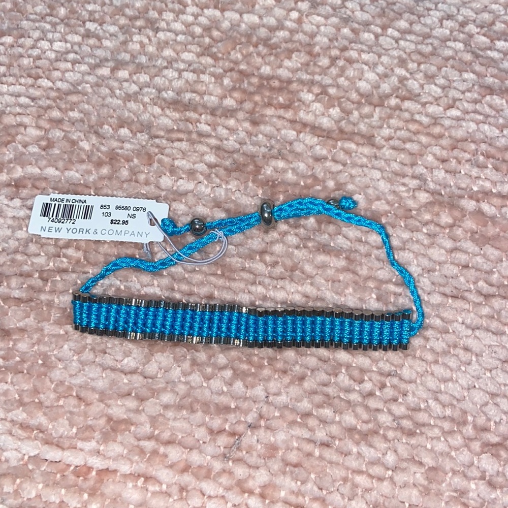 NEW YORK AND COMPANY BRACELET